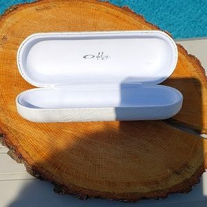 OAKLEY Sunglasses/Eyeglasses Case White Hard Clamshell 